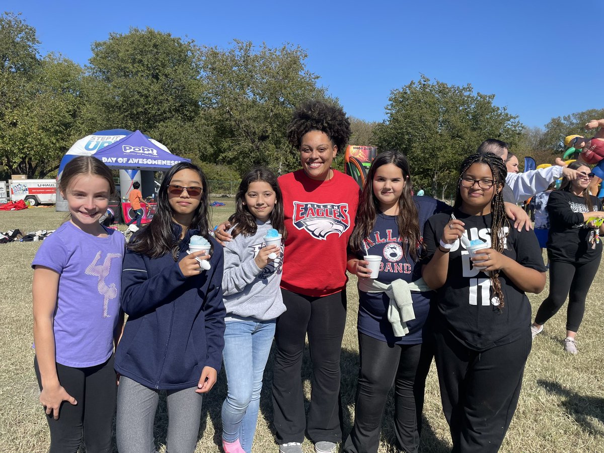 Kaitlyn Batson tweet media