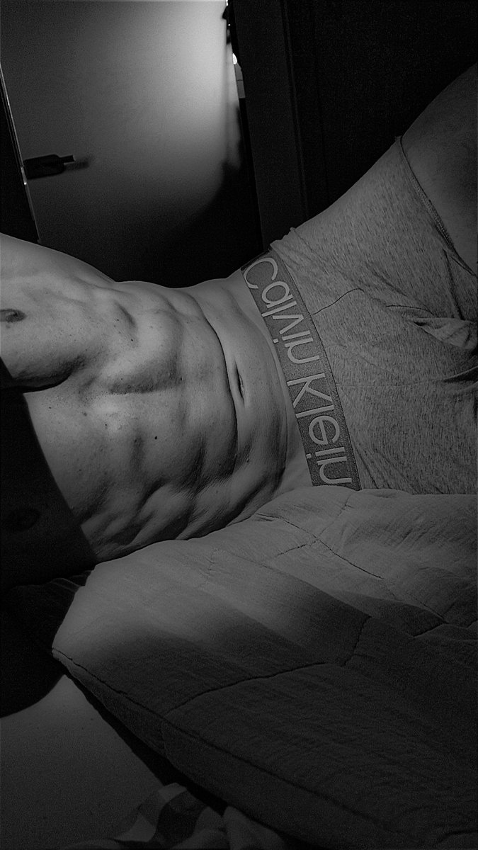 pHiLcRaZyBoi's tweet image. Passttt 🤫🤫🤫