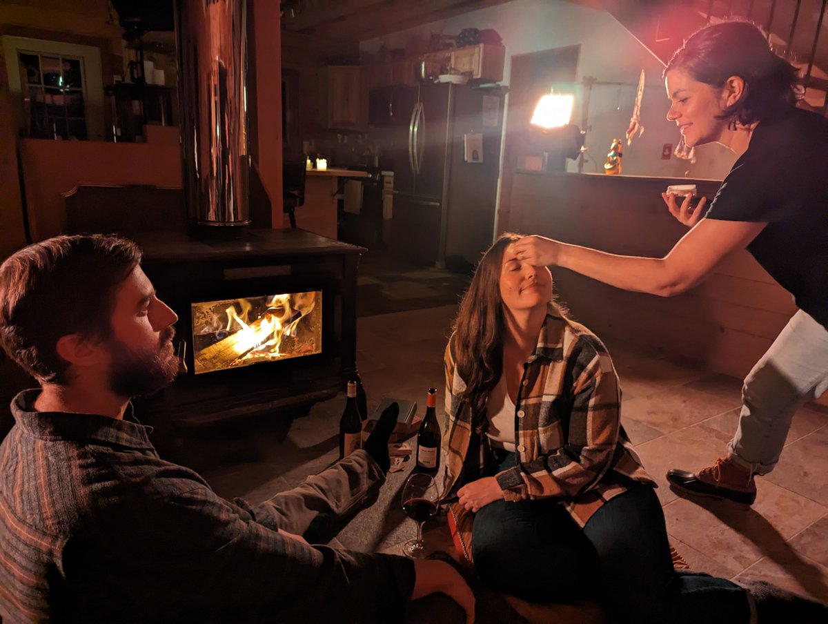 WaysToGoShort's tweet photo. 👏 Let's give a round of applause to the creative crew, our incredible set design and producer team for #WaysToGo! They masterfully transformed our filming location into a post-apocalyptic masterpiece, and their attention to detail for the final touches was truly extraordinary 😍 https://t.co/zumFwDLb2G