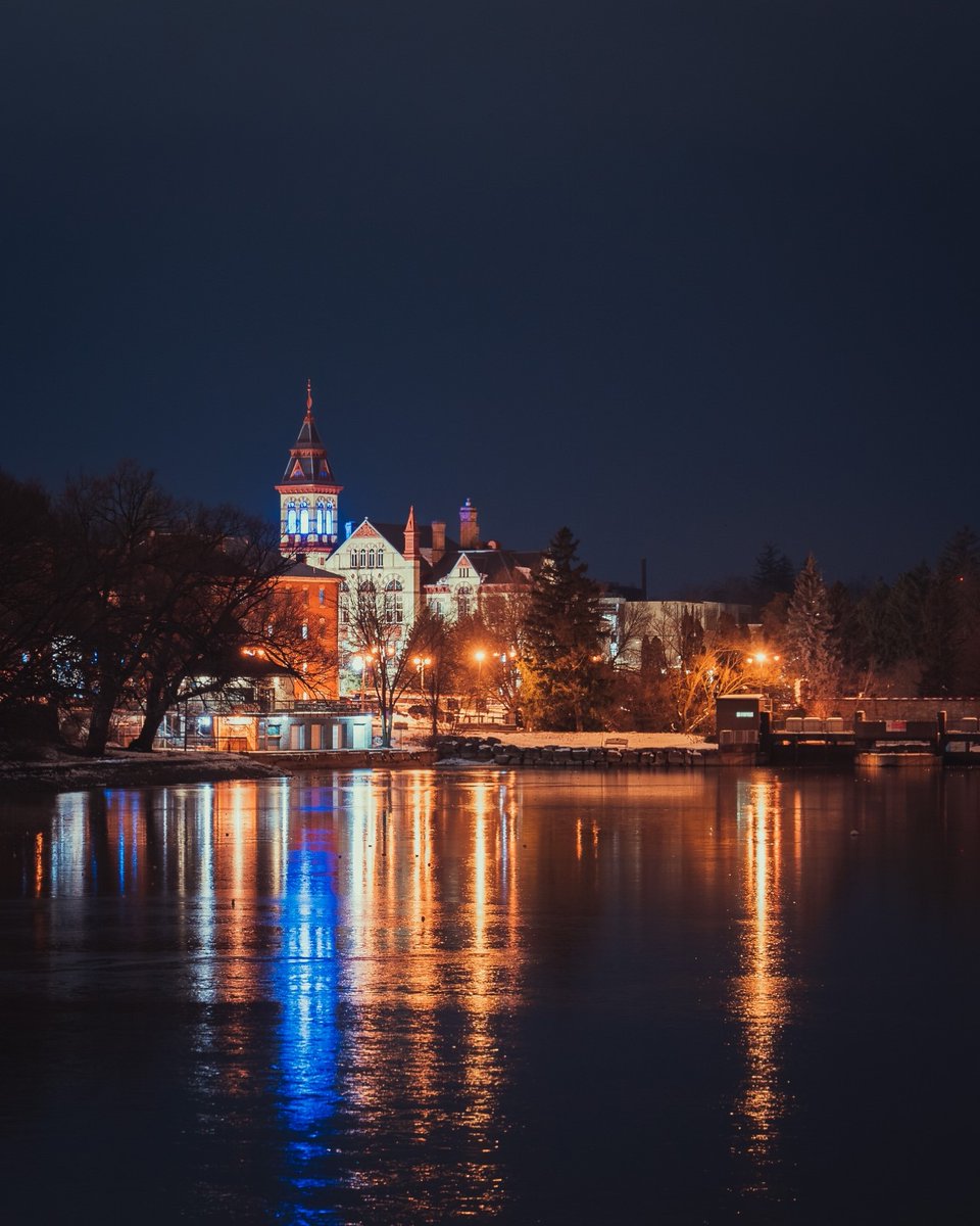 NEWS RELEASE: Perth County Courthouse Tower of Light to be Revitalized This Winter The iconic Courthouse heritage building will once again be shining bright in time for the 4th annual <a href="/LightsStratford/">Lights On Stratford</a> winter festival! 

perthcounty.ca/news

#PerthCounty 📸<a href="/StratfordON/">Destination Stratford</a>