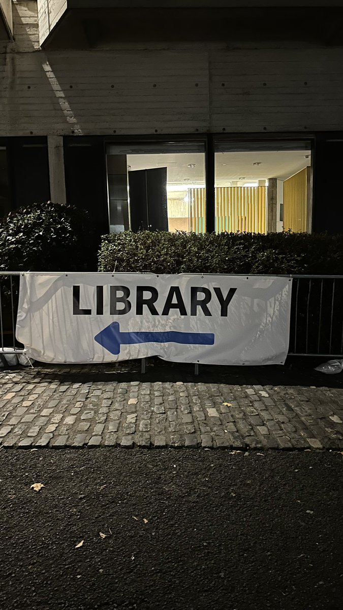 tcdlibrary's tweet photo. Late night preparation ahead of tomorrowโs Trinity Open Day. We have an app you can download which should help with navigation.
We are really looking forward to meeting you tomorrow. We hope you have a good day, ask lots of questions and #ChooseTrinity ๐ ๐ #TrinityOpenDay https://t.co/gqPdsmwPnh