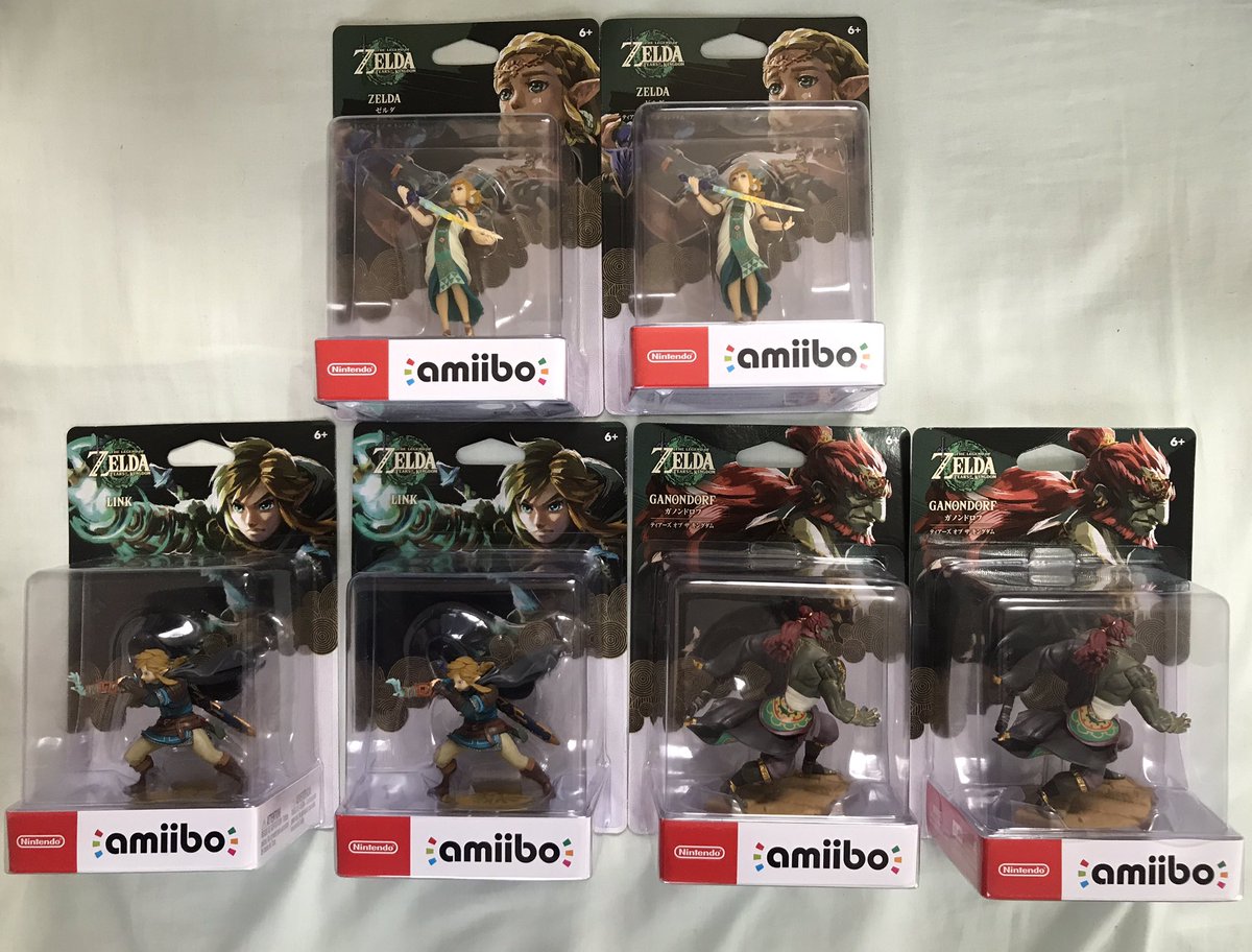 Janmaz28's tweet photo. @NINtheorist Los mios ya llegaron agradezco a @NINtheorist por mantenernos alerta aqui mostrandoles mis nuevos amiibos. Aunque la figura de link ya no trae informacion en la parte de atras al parecer empezaran a lanzarlos de esta manera. https://t.co/tfXf8THSSJ