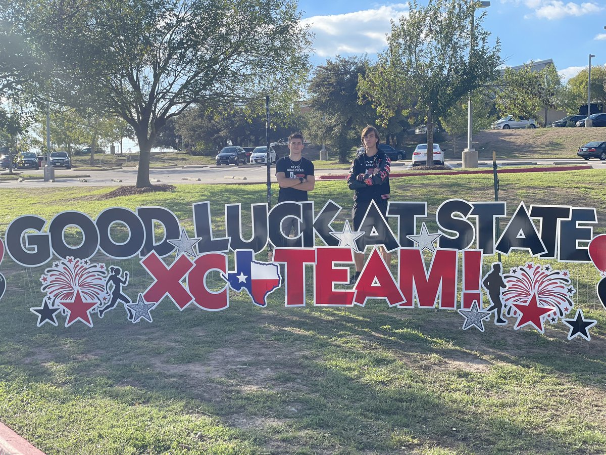 LTXCTF's tweet photo. Good luck to Ben and Drew tomorrow these two seniors  have worked extremely hard this year! #CuLTure https://t.co/aLtz0Ws6tz