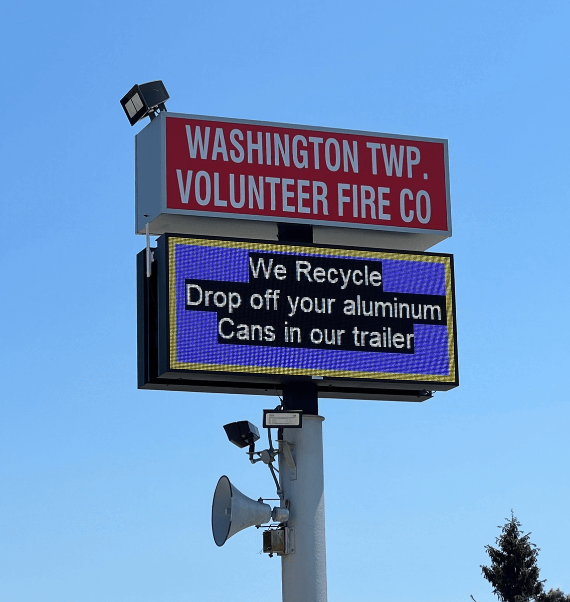 TVLiquidator's tweet photo. 🚒 Kudos to Washington TWP. Volunteer Fire Co for their green initiative! 🌍 Reduce, Reuse, Recycle - Drop off your aluminum cans and support their cause. 🥫♻️ Bright displays for a brighter future, powered by https://t.co/kfaxquDmeH 💡

 #Recycle #CommunitySupport #GoGreenWithTVLiquidator