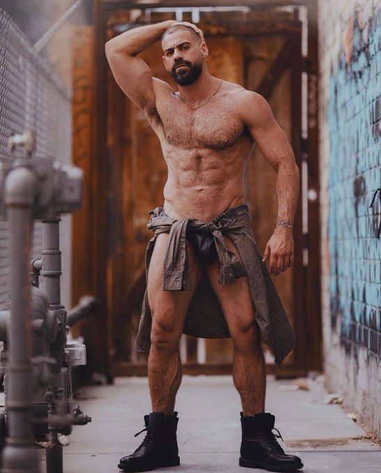Doomsday Daddy 💪🏽 ⛓️ https://t.co/Jtn8Qe8JQc