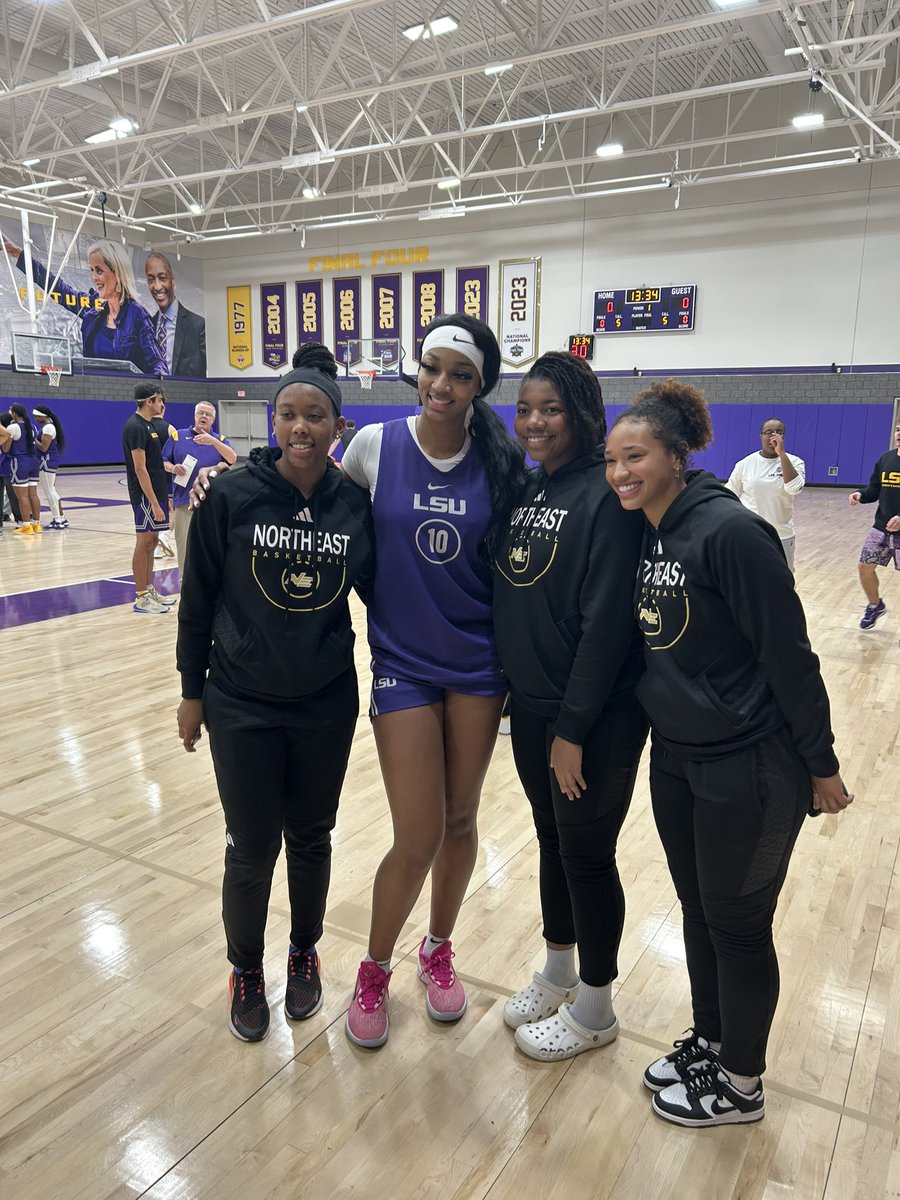 NEMCC Women's Basketball (@nemccwbb) on Twitter photo We want to give a huge shoutout to my guy <a href="/iGREDUS/">Gary Redus</a> for having us in for practice today at LSU! Thank you the girls enjoyed it! #GeauxTigers 🐯 We want to give a huge shoutout to my guy <a href="/iGREDUS/">Gary Redus</a> for having us in for practice today at LSU! Thank you the girls enjoyed it! #GeauxTigers 🐯