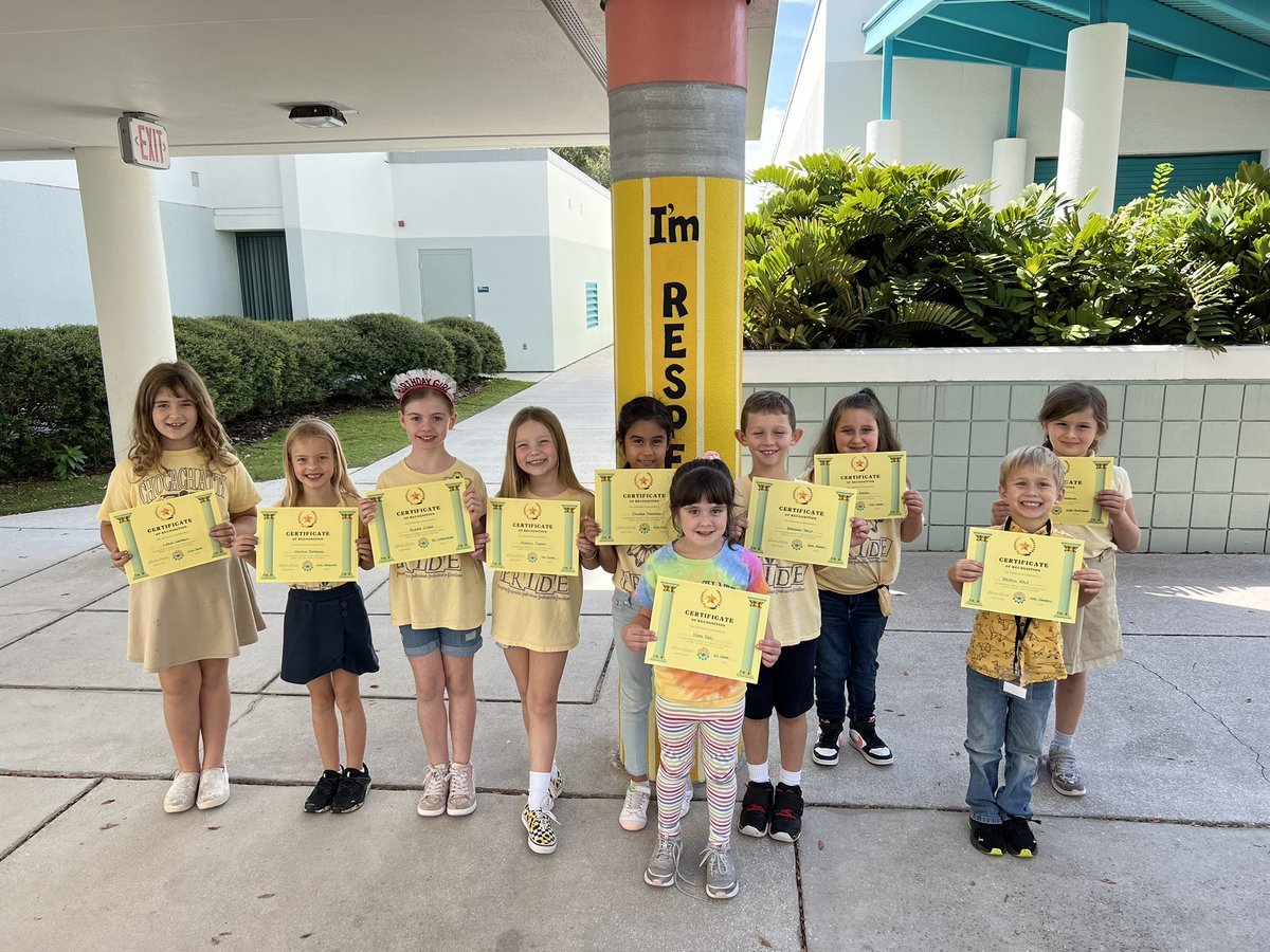 PrincipalPagano's tweet photo. Congratulations to some of our winners for the October character trait of RESPECT! #wearechocachatti https://t.co/FAYhaYOA5F
