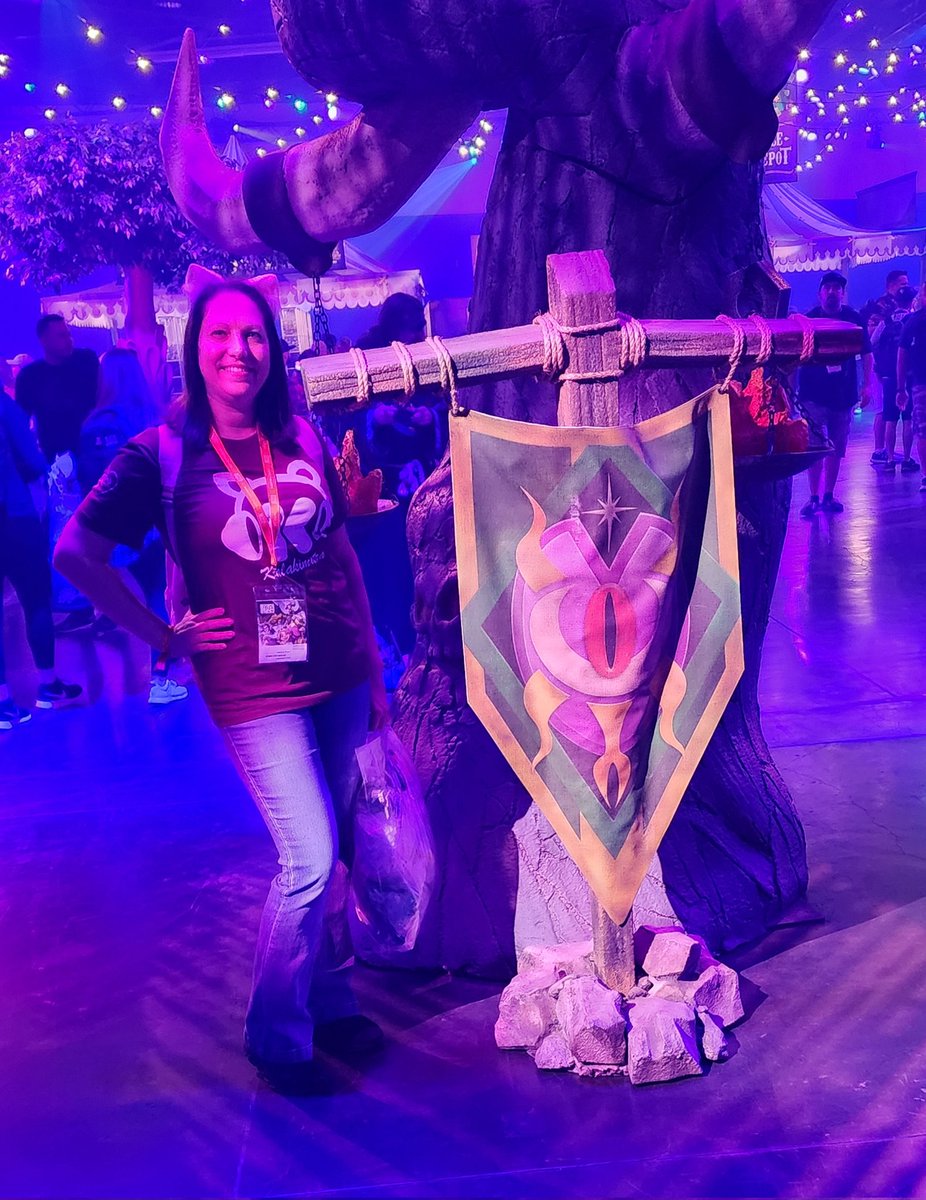 kalakimatra's tweet photo. Great day #BlizzCon2023 so far!! Here are my favorite solo shots of #day1 so far!!
#girlgamer
#katlady
#grateful
#katears https://t.co/N9lZeHAyiA