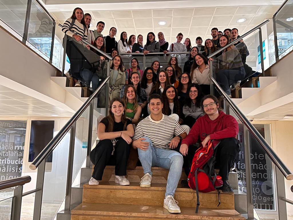 “Otra asignatura más en el saco!! Que gusto de grupo, muchas gracias por la atención estos dias, nos vemos en Noviembre, un abrazo ” 📢

El grupazo del Curso #farmaFIR Barcelona ya domina las Químicas. 💪🏼

Sigamos trabajando tod@s junt@s! 

#VaASerQueFIR

 #farmaFIR #FIR