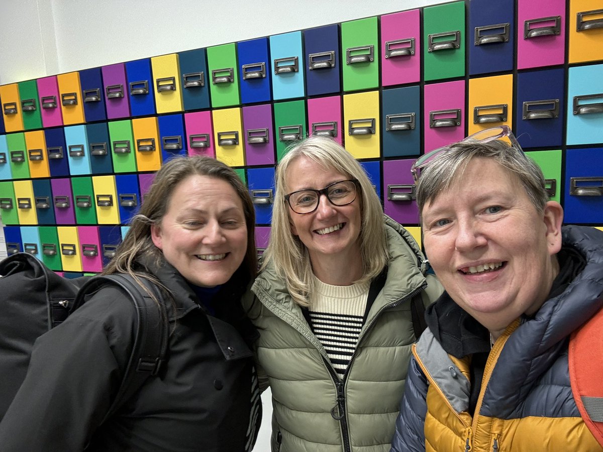 Aileen_Muir tweet media