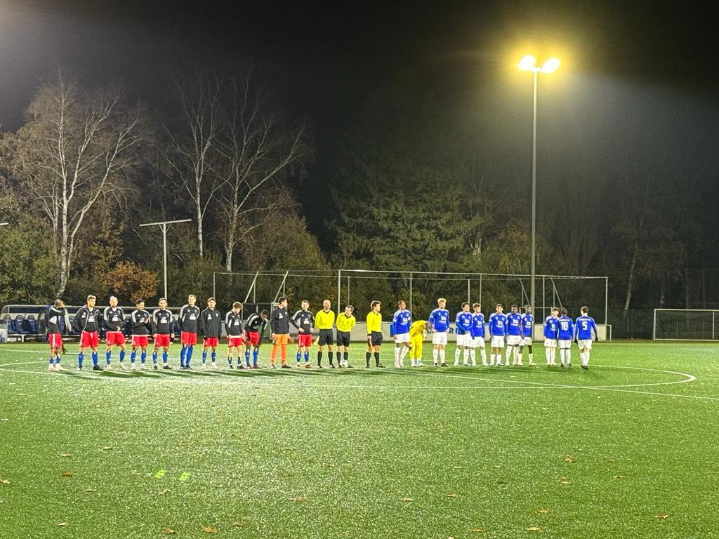 rollenderhsvfan's tweet photo. Landesliga Hammonia: Hamburger SV III gegen Niendorfer TSV II (2:1)
#Fussball #fussballspiel #fotos #bilder #groundhopper #groundhopperapp #futbology #rautenfranz #rollenderhsvfan #hsv #hsviii #hamburgersv #hsvev #norderstedt #paulhauenschildsportplätze #kunstrasen #flutlicht https://t.co/iGu7mjyyKu