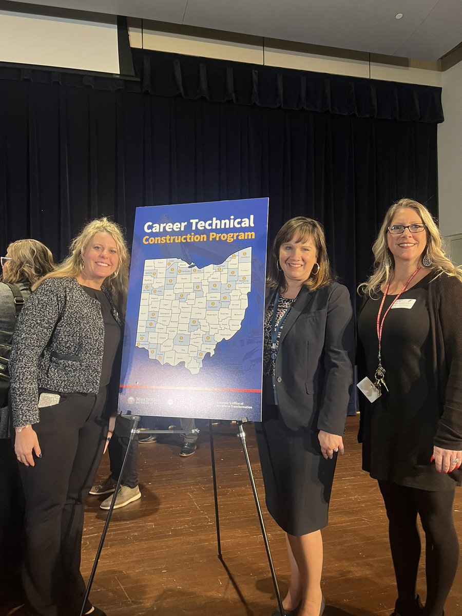 Thank you @GovMikeDeWine & @LtGovHusted for your support of career tech education. Ohio CCS members participate in the announcement of $200 million in grants via the Ohio Career Tech Construction Program.