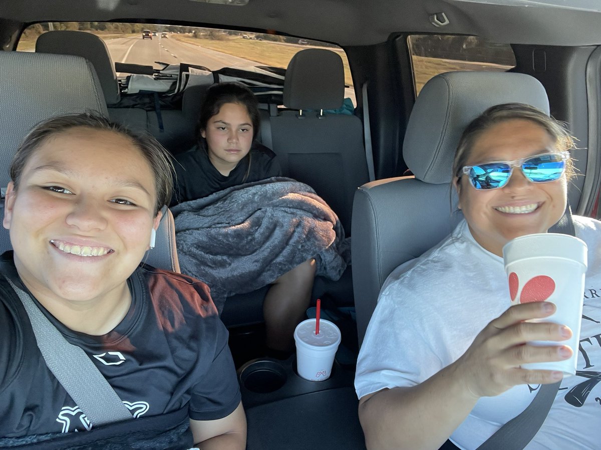 IzabellAstran's tweet photo. OKC Bound!!! Ready to get it done! #ComeAndSeeWhatTheFussIsAbout #WeAreWhoWeSayWeAre #BuildingSharks

 @AMNTX18u @AMNTX18u_Jeff https://t.co/umoh3uvHKg