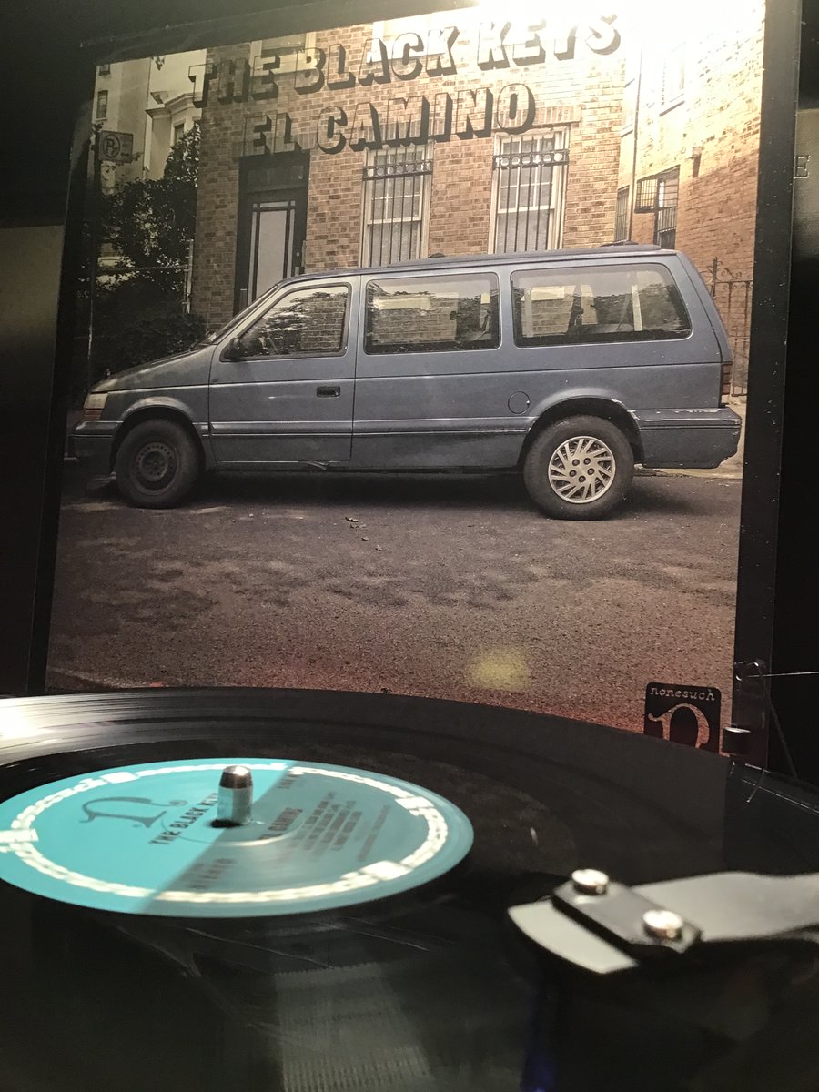 The Black Keys – El Camino 🚙
10th Anniversary Edition, includes the previously unreleased Live In Portland concert from 2012. 
#nowspinning #vinylrecords #FridayNightVibe
@theblackkeys 🤟