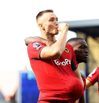 If Sasa Kalajdzic starts for Wolves tomorrow away to Sheffield United we'll giveaway a Wolves away top to one lucky winner.

To Enter:
🔁 Retweet this post
✅️ Follow <a href="/wolvesfancast/">Wolves Fancast</a>

youtube.com/live/A-6D8UZkp…