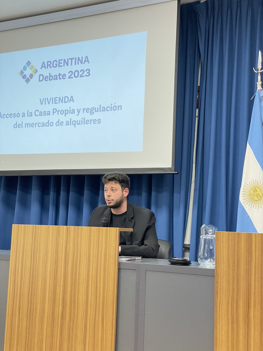 ComunicaciónPolítica tweet media