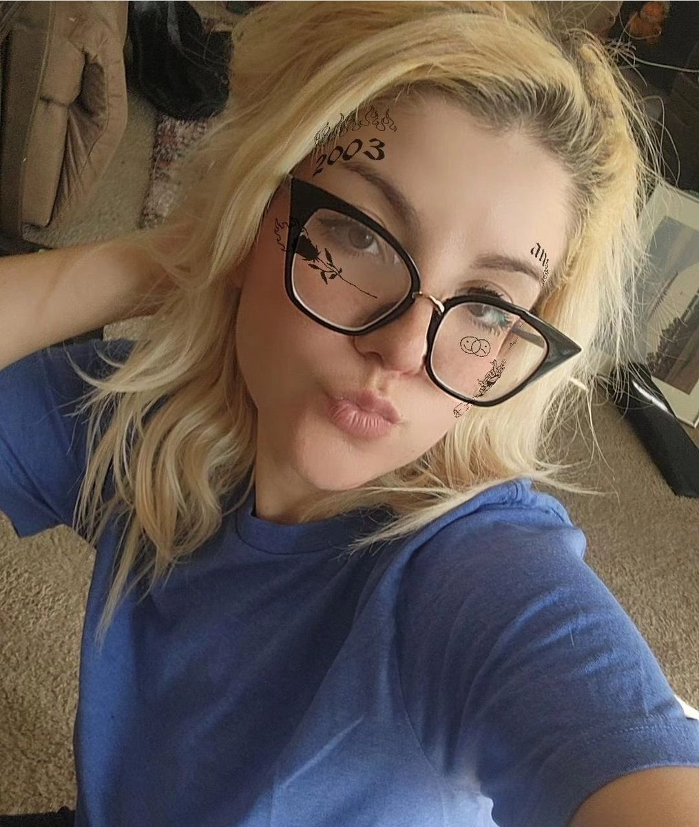 Florida woman tweet media