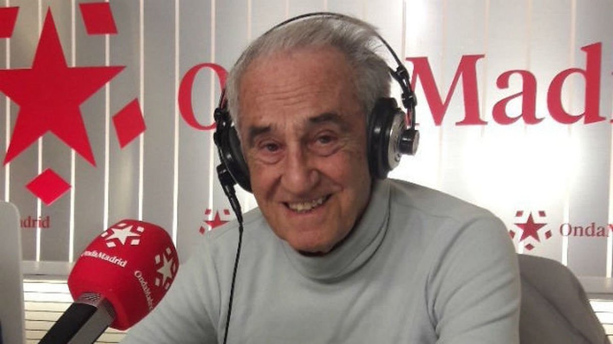 telemadrid's tweet photo. 🔴#ÚLTIMAHORA 

El periodista y escritor José María Carrascal ha fallecido este viernes a los 92 años.

https://t.co/8E0BTYXHVj https://t.co/oIaHCjx8qh