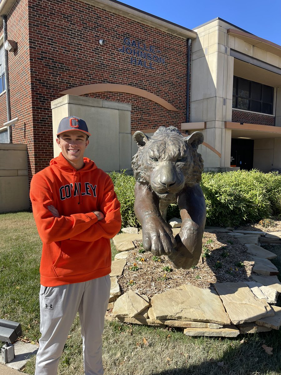 Cameron_Mock22's tweet image. l'm proud to announce that I have officially committed to Cowley College... a big shoutout to everyone that has watched me on this journey and I am excited to continue to make yall proud! #GoTigers @jason_mock @cherith_mock @BrockBuckingham @CamienScott @CowleyBaseball