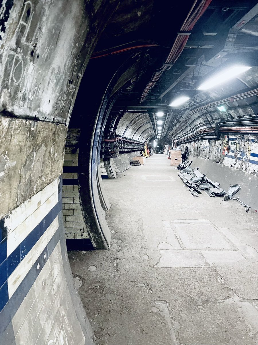 today’s Hidden London trip into the ventilation tunnels and closed corridors of Euston 🤓🤩🚇