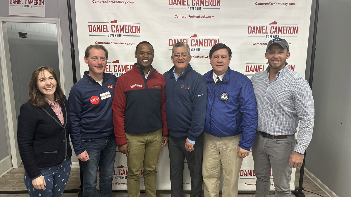 DanielCameronKY's tweet photo. Thank you Garrard County! With this team, we are going to bring about a new era of Republican leadership for this state that will defend our police, support our teachers, and fight for your values every single day! https://t.co/LKJDkS2ipf