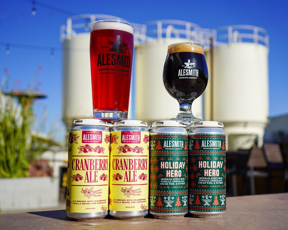 AleSmithBrewing's tweet image. We&apos;re kicking off #SDBeerWeek with a double #SmallBatch can release! Beer deets👇 

Cranberry Ale | Ale brewed with cranberries, vanilla, and cinnamon | 6% ABV

Holiday Hero | Imperial Stout with vanilla, chocolate, and nutmeg | 10% ABV

Order online: bit.ly/3tS1ggq