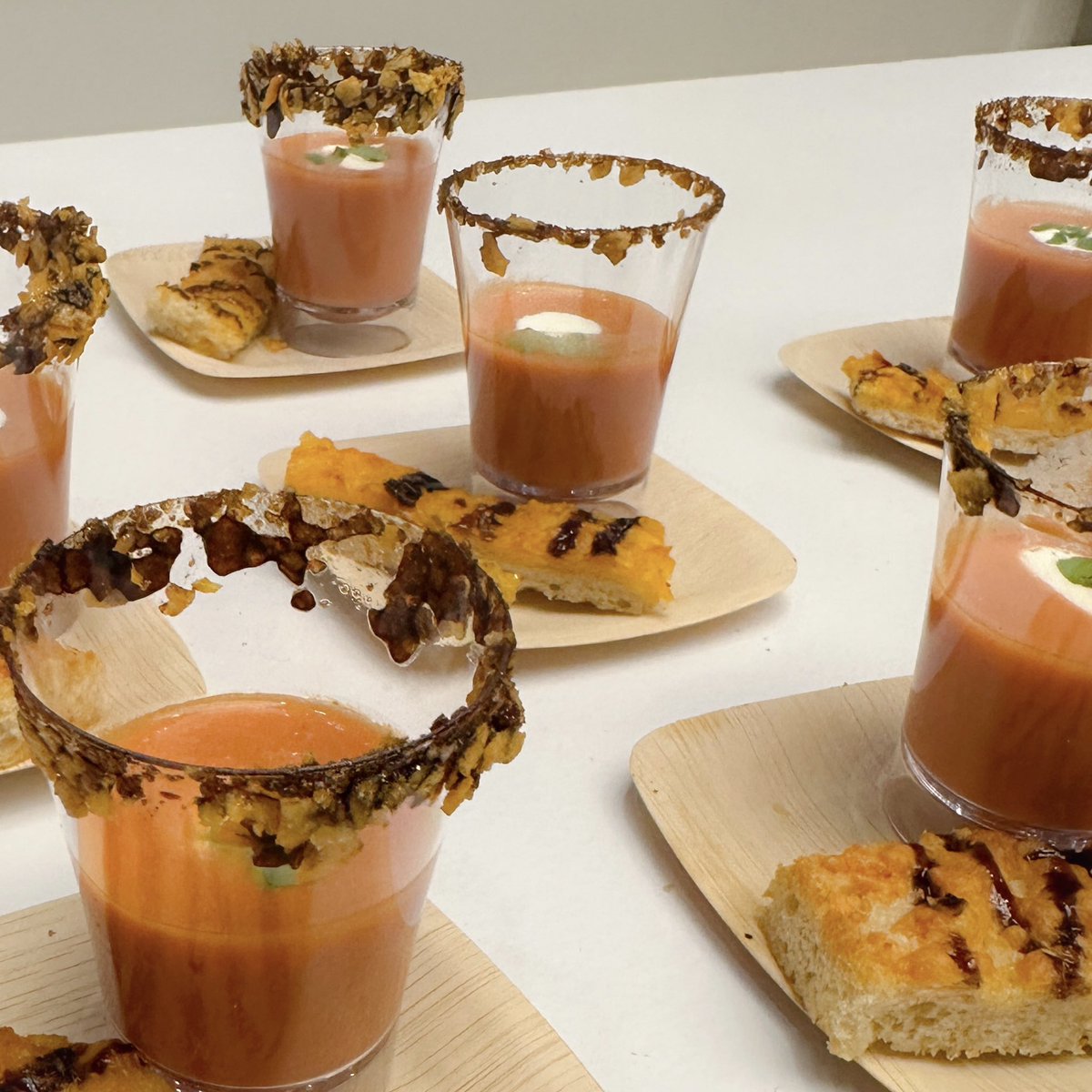 Lay's are the canvas. LAYS® OMGrilled Cheese &amp; Tomato Soup is the art. #LAYSxSAH #BravoCon <a href="/BravoTV/">Bravo</a>