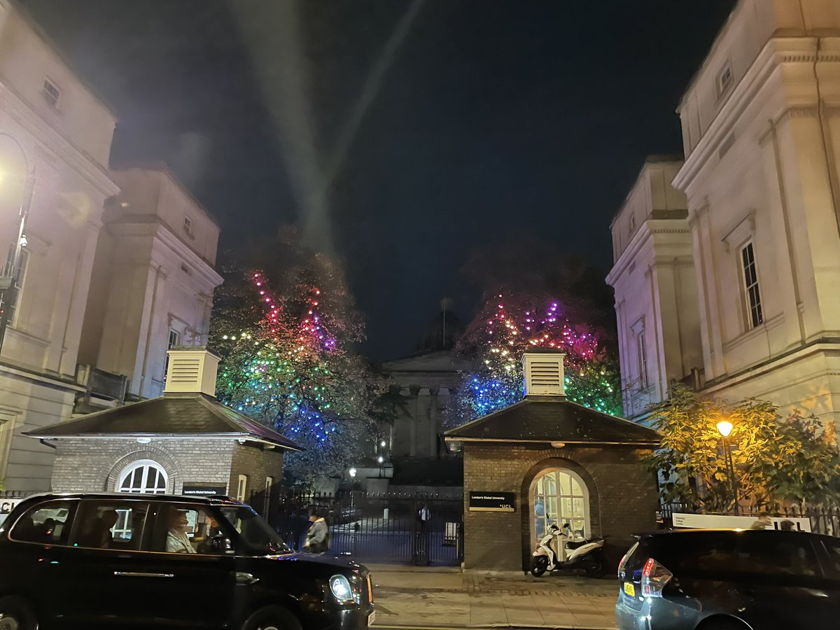 Just did pyjama run to office as my new laptop didn’t have vpn installed/no admin rights until Monday and I have a deadline - nice to see the Christmas lights in the quad I suppose and reminded me of my fave sign in the Cruciform building I pass daily 😂 #postagestamp