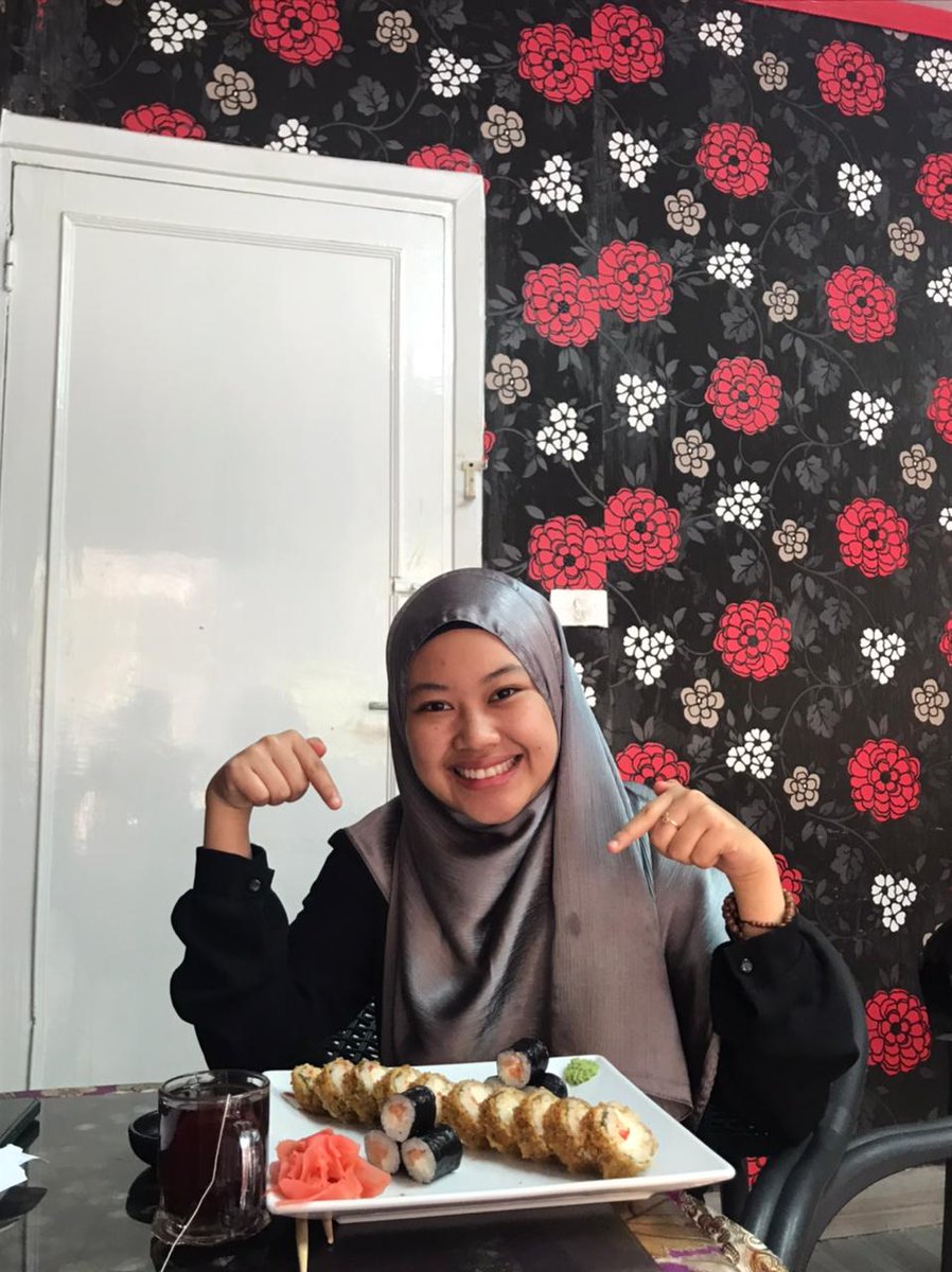 NeniUlpi's tweet photo. Orang itu tidak terlahir sempurna, tapi kesempurnaan itu usaha dari kita sendiri https://t.co/zLvws906Wf