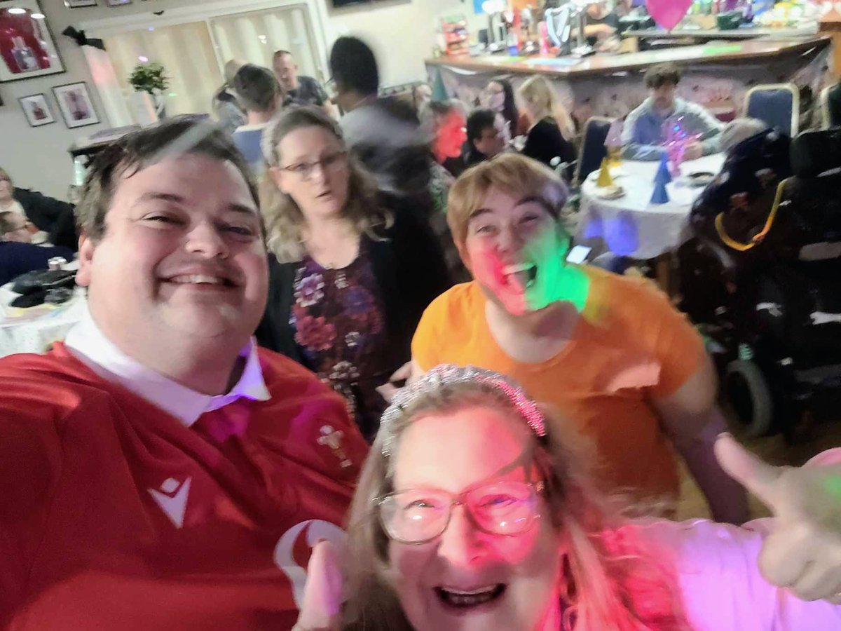 mencapcered's tweet photo. Saying goodbye to @MirusWales services in #Ceredigion with a fab party. Best wishes to a great organisation who supported our members so well and best of luck to Area Manager @SallyBathurst1 on her next exciting journey. https://t.co/r4ZQ35EMmf