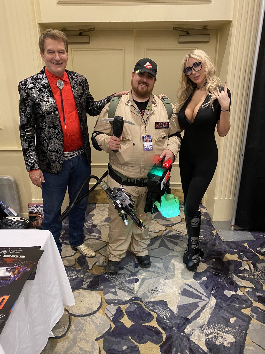 Srock685's tweet photo. @kinky_horror Gladly! It was wonderful meeting you! https://t.co/Y9D5La7o8j
