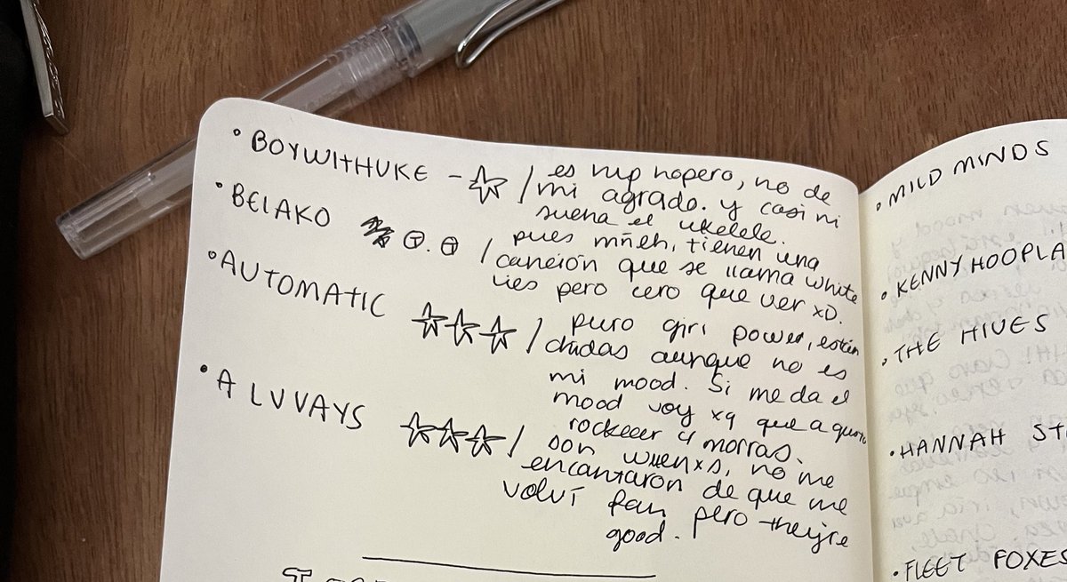 laurasinfortuna's tweet photo. Me puse a reseñar a todas las bandas del corona capital. Les regalo mis notas y si me quieren contratar para escribir again de música, acepto. https://t.co/TzrxuAeiBM
