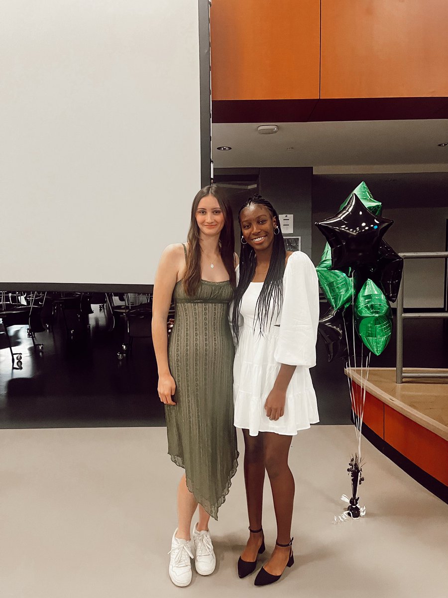 naima makachia tweet media