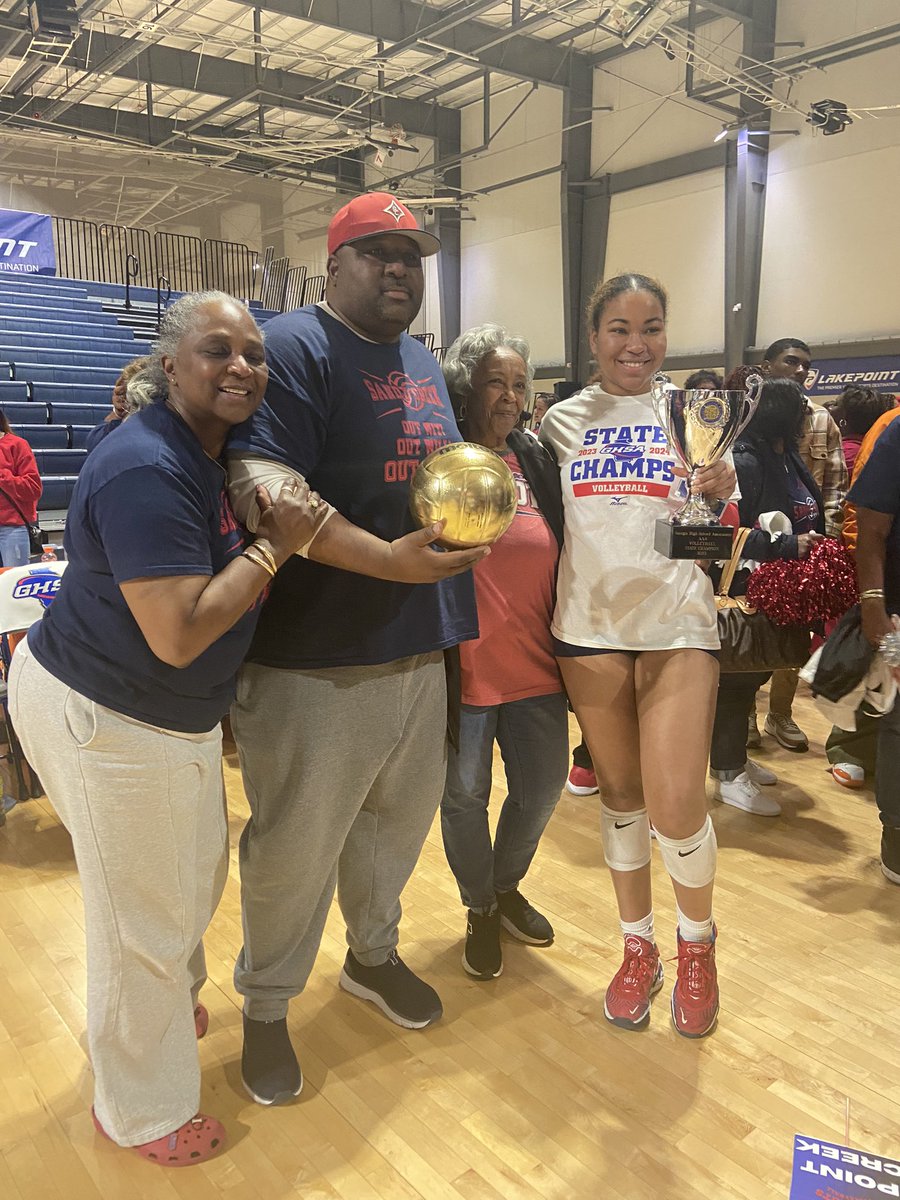 Tosha Oliver tweet media