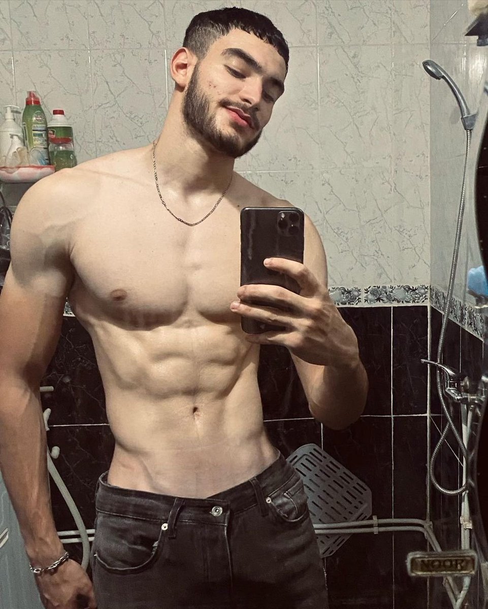 Hot 🥵🔥