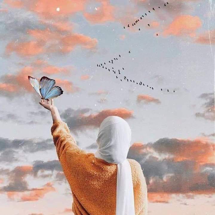 لا تحاول فهم كل شيء يجري حولك ،
ثمة أشياء من الخير لك ألا تفهمها💙.