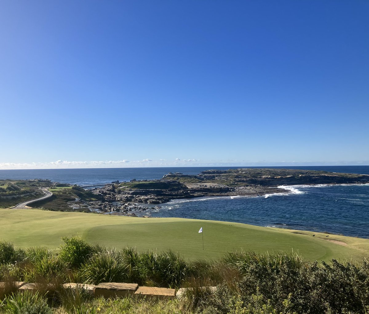 After a few busy weeks of travel I’m excited to be settled here in Sydney Australia. Looking forward to a busy summer at New South Wales Golf Club! Super thankful for this opportunity <a href="/JamesRRobb/">Jamie Robb</a> <a href="/MDGC1922/">MarineDriveGolfClub</a>