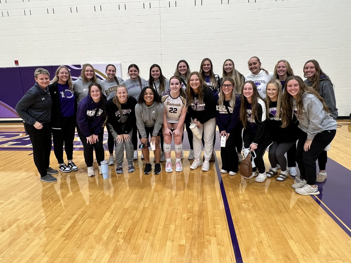 Congrats to @McKvolleyball on their big win tonight! Glad we could go out and support one of our very own @LoHarris2022