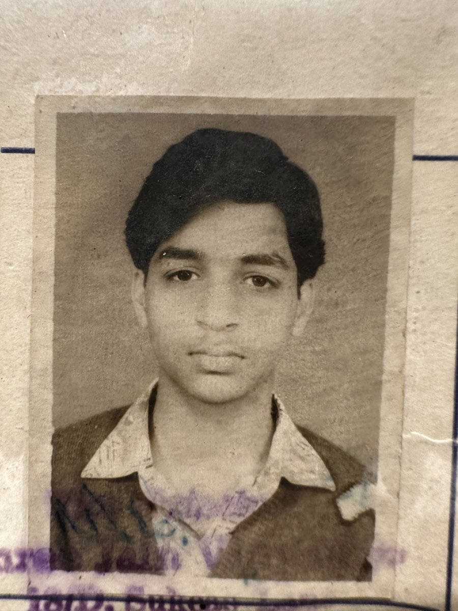 vivbajaj's tweet photo. 1994 vs 2023

Major Learning’s : 

Change is the only constant 
Your career will evolve 
Past performance is not guarantee for future, so don’t be complacent
You will get many opportunities in life, so  dont let anyone make you feel low today
Believe and Build your ability !!! https://t.co/YaGByfOXpK