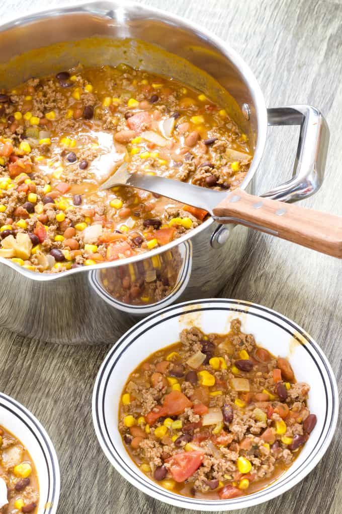 mindycancook's tweet photo. Mild Mexican Taco Chili ⇣ https://t.co/rGmaFuxnZ7 This one pot meal is high in protein and easy for the beginner chef! It's affordable and homemade soups tend to be lower in sodium than canned ones. #mexican #tacochili #chili #soup #mildtaco #mildchili #easysoup https://t.co/hBK3uZoupO