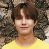 BAM_3to3's tweet photo. 나른한 표정 넘 귀엽잖니 ... 🫳🫳🫳 https://t.co/S58qeR5QDU