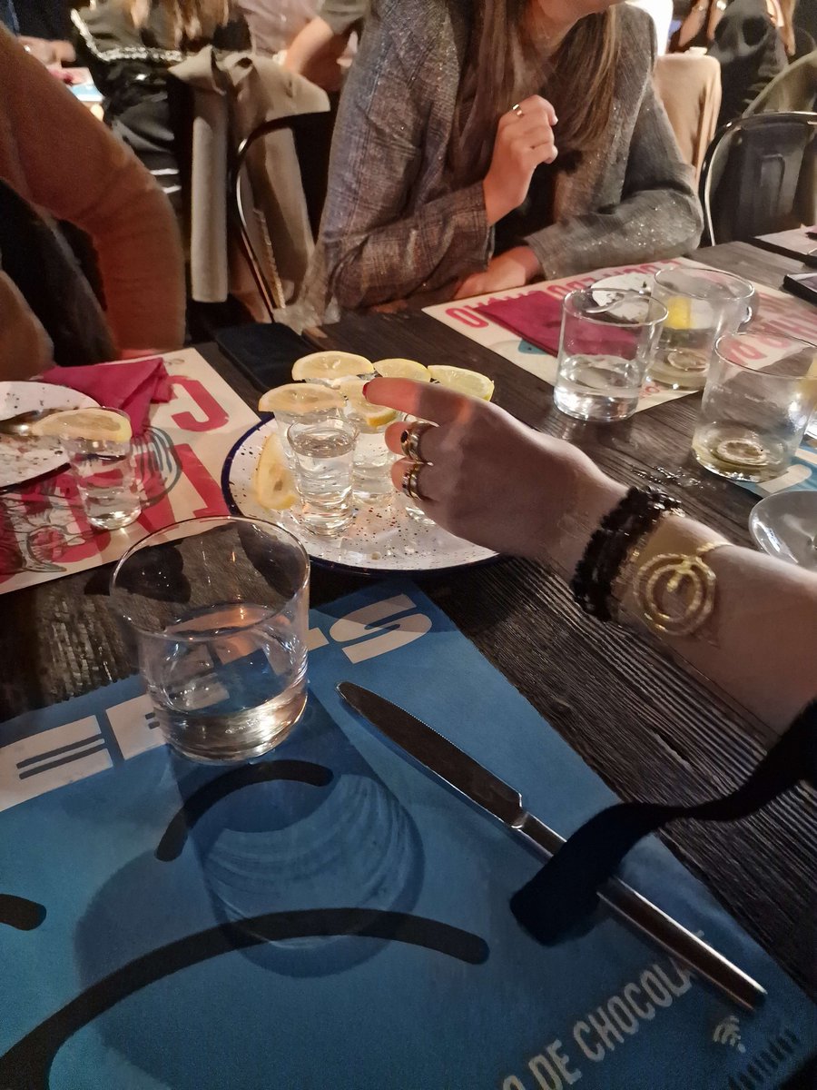 GENES1SOW's tweet photo. Celebrating in vs @utopia @MaxVerstappenB1 https://t.co/PWJ23Y0SkO