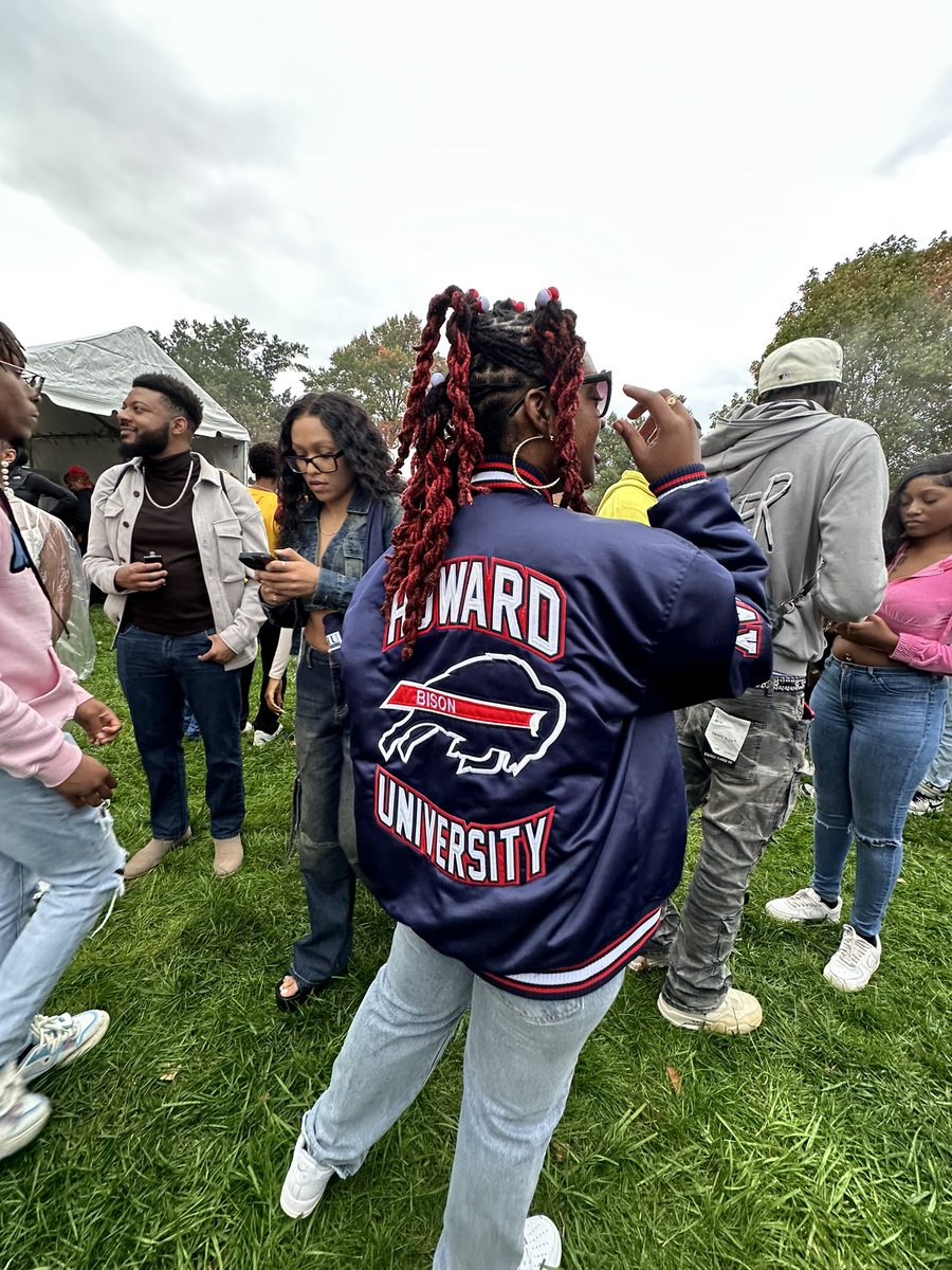 Btheeye_222's tweet photo. Home is where the good black folks are
#Hoco2k23
๐น๐๐ฆฌ https://t.co/AxN9Y2k1ye