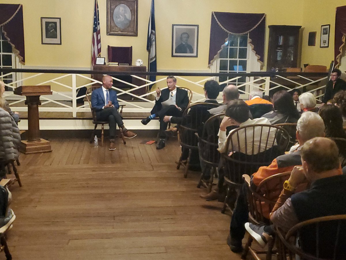 LarrySabato's tweet image. Delighted to host former MA Gov. @DevalPatrick tonight-together with @JeffSociety-for a wide-ranging discussion of national and international issues. Thoughtful questions from a packed audience &amp;amp; insightful answers from the governor. Thank you from all of us at @Center4Politics…