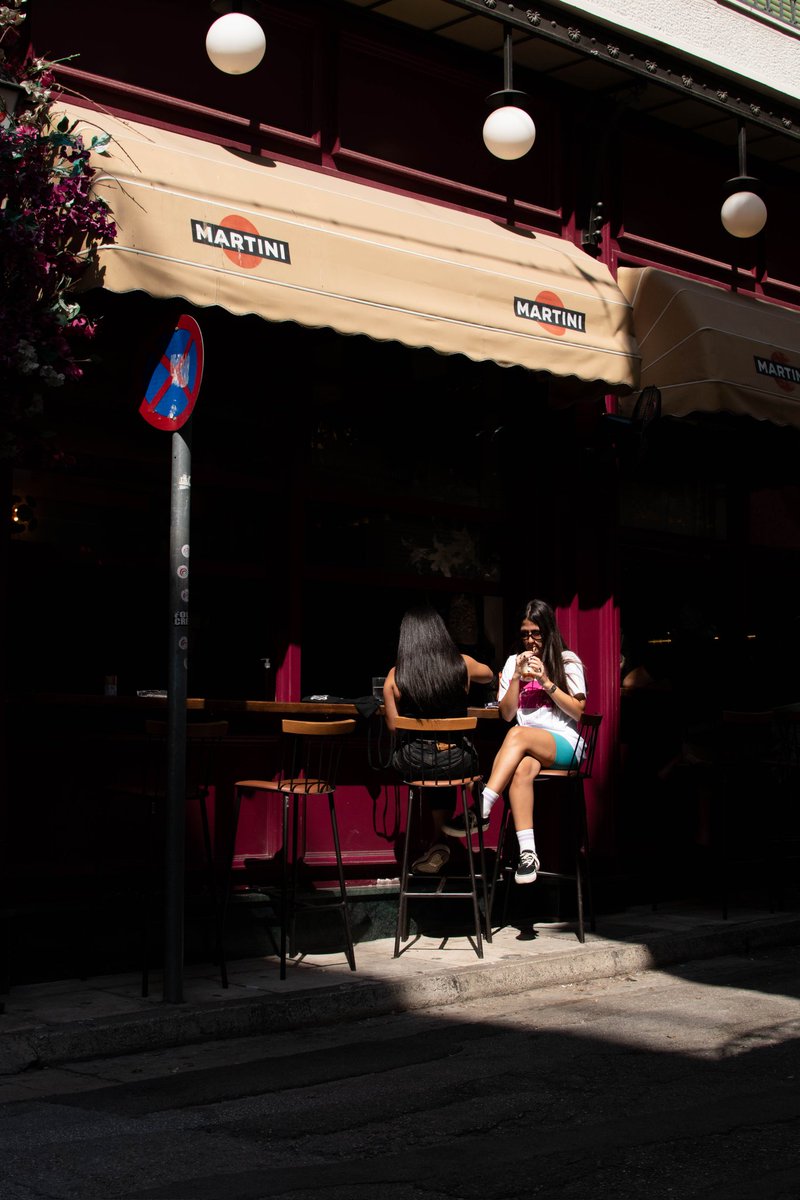 kentdms_'s tweet photo. Street snap while walking down our neighborhood.
#streetphotography #streetlife #photograghy #people #cafe #lifephoto https://t.co/22VqrkAHMt