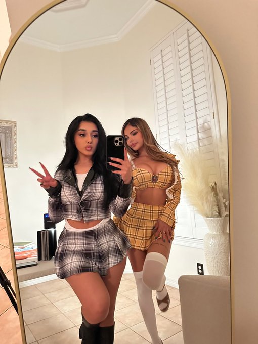 get a clueeee !!😏 @sarahdagod https://t.co/qBPbDqKzey<a class="tags" target="_blank" title="On Twitter" href="/?out=eyJ0eXAiOiJKV1QiLCJhbGciOiJIUzUxMiJ9.eyJpYXQiOjE3MTk2NDEzODQsImlzcyI6InR3cG9ybnN0YXJzLmNvbSIsIm5iZiI6MTcxOTY0MTM4NCwiZXhwIjoxNzUxMTc3Mzg0LCJyZWRpcmVjdF91cmwiOiJodHRwczovL3R3aXR0ZXIuY29tL3NhcmFoZGFnb2QifQ.zj1GWcHvf-Q9J1bnSGRDXtw8RHOxo2vceeeHbAVlPJ2i4gYczmz3Lxdj-x2ng4kaTrTuXKHcrYUJT4V_VXEbMQ">@sarahdagod</a>