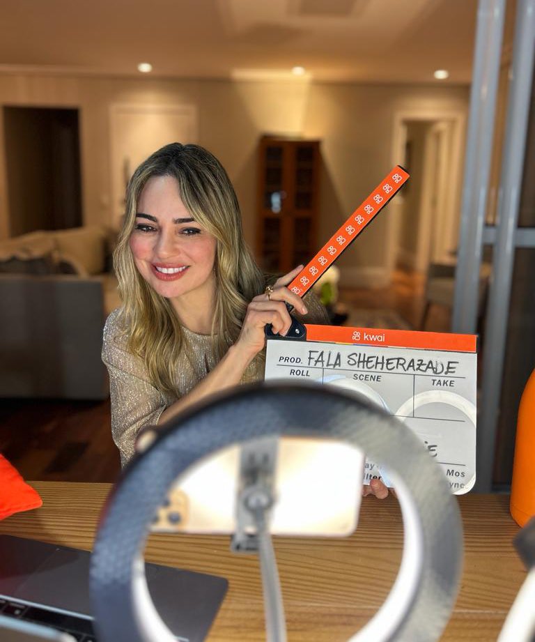 RachelSherazade's tweet image. Hoje foi dia de #FalaSherazade no @KwaiBrasil. Gostaríamos de agradecer a todos por acompanharem conosco essa live maravilhosa! 🫶🥰

#TeamRachel