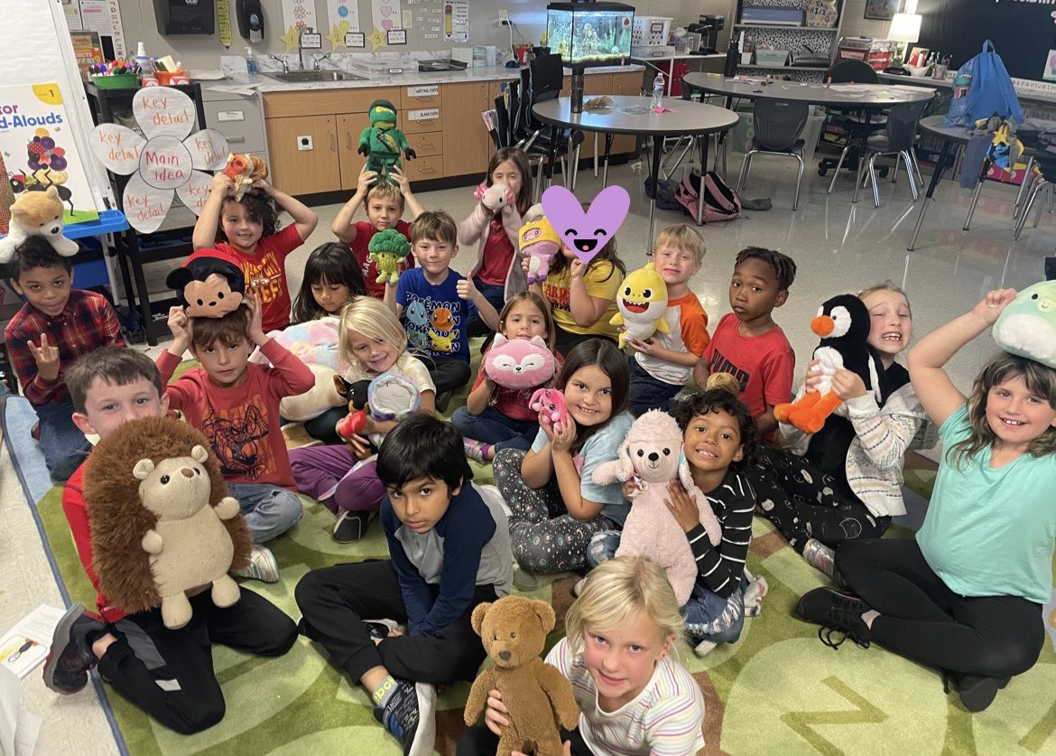 MissBeerly_CRE's tweet photo. Today we celebrated all our great choices in the hallway and at specials with a stuffy day!

Highlight of the day: One sweet friend brought some of her stuffed animals for her classmates without one to adopt for the day🫶🏻 https://t.co/C4qR6JIvBY