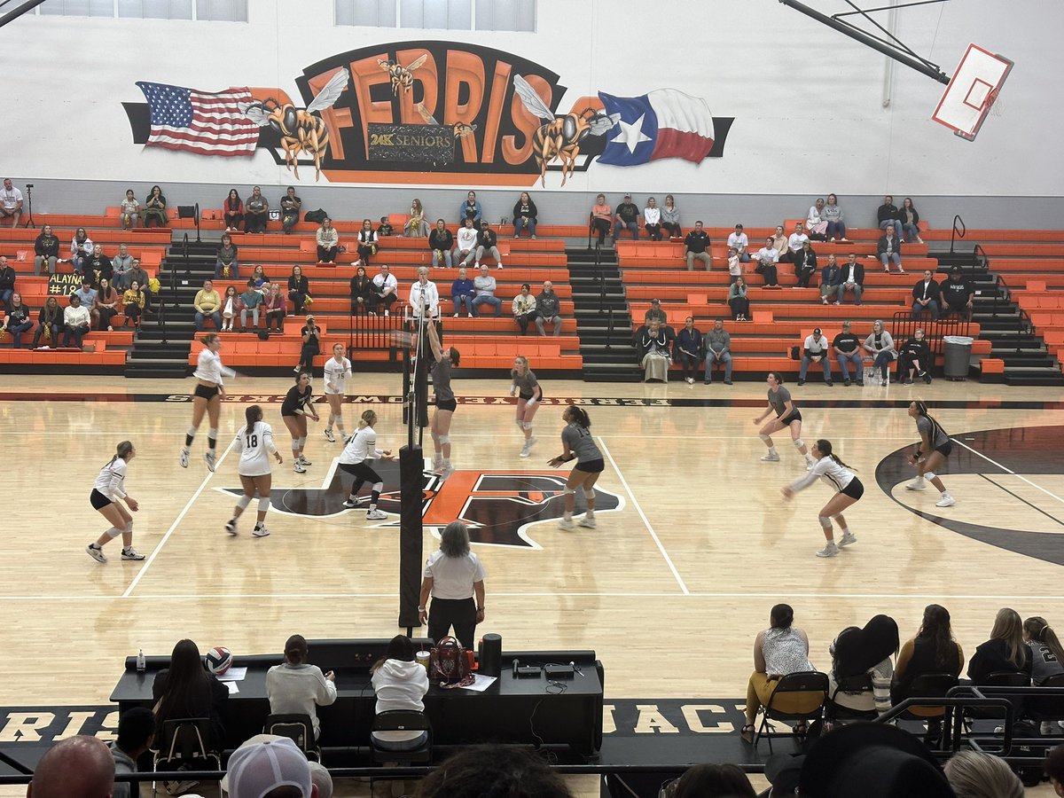 MHS volleyball let’s do this!! <a href="/mansfieldisd/">Mansfield ISD</a> <a href="/Mansfield_Vball/">Mansfield Volleyball</a>