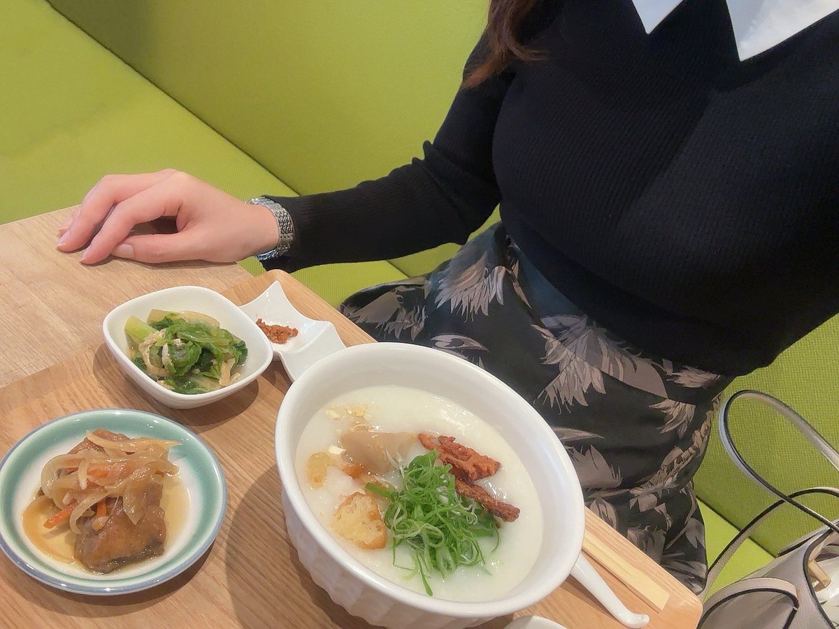 朝活でお粥たべた〜🥣
おいしかったです♪ https://t.co/MasDsKMMZN